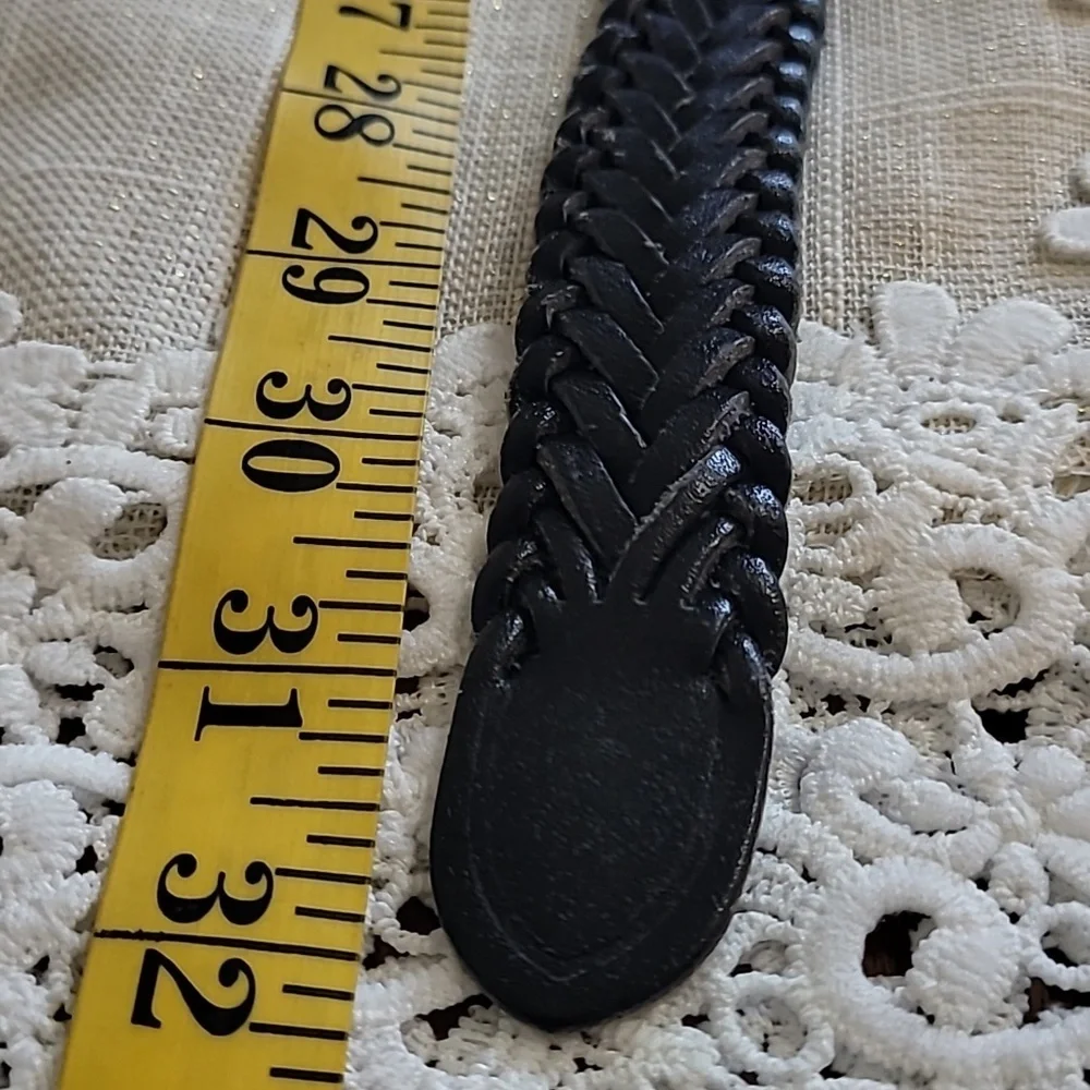 Boys black Belt in very good‎ condition casual utility accesories Size M